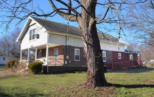4 bedroom home on large lot - Thursday, January 26, 2023